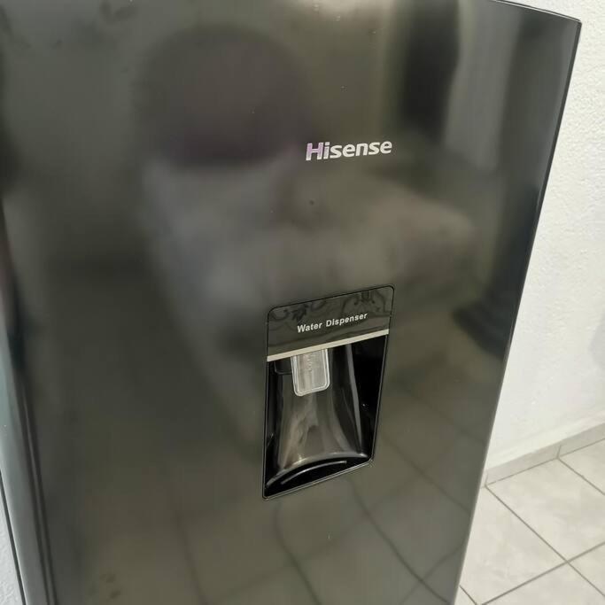 Lovely Studio Apartment With Balcony Ac & Wi-Fi, Minutes From Downtown! 锡瓦塔塔内霍 外观 照片